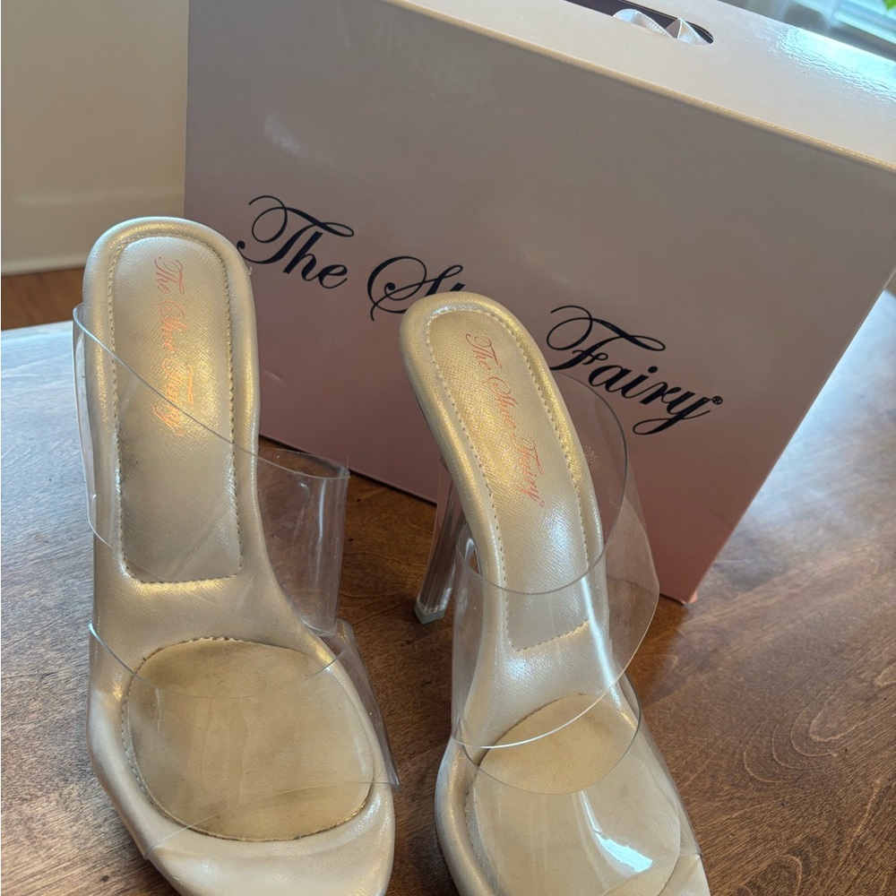 Nude Clear Platform Mule Heels - Picture 3 of 7